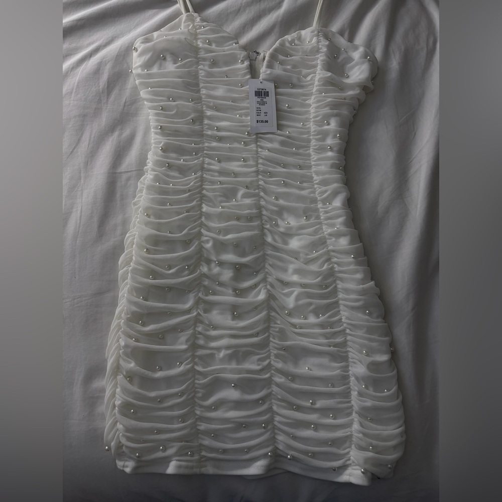 Elegant White Mini Dress